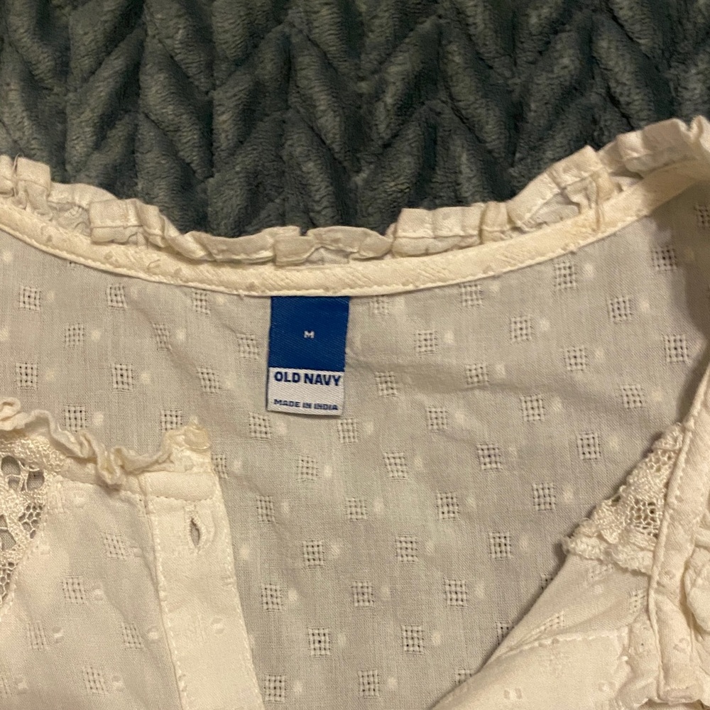 Old Navy Cream Button-Up Blouse with Lace - Picture 2 of 3